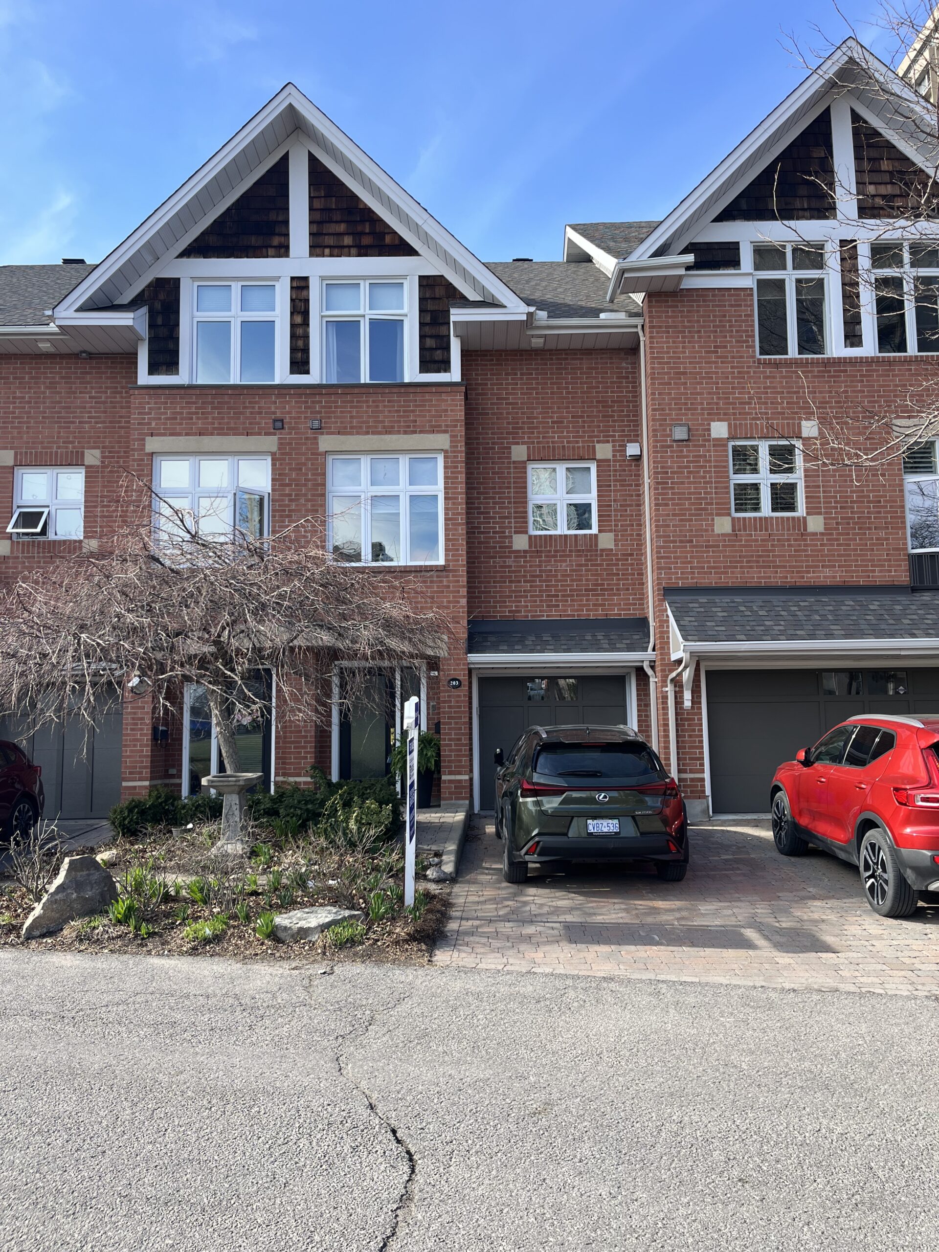 203 Clearview Avenue - For Sale