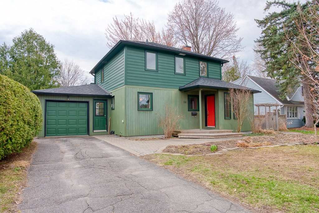 26 Farnham Crescent - Just Listed