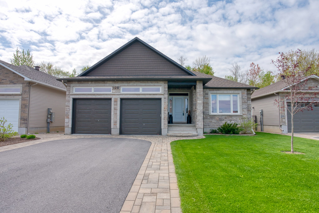 126 Pioneer Road - For Sale