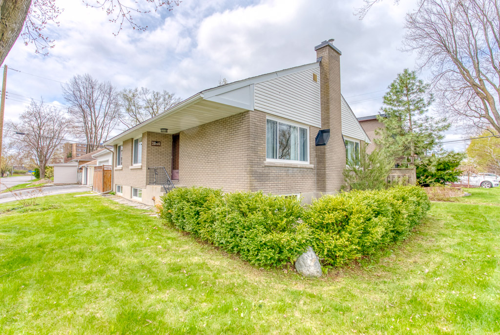 2066 Black Friars Road - For Sale