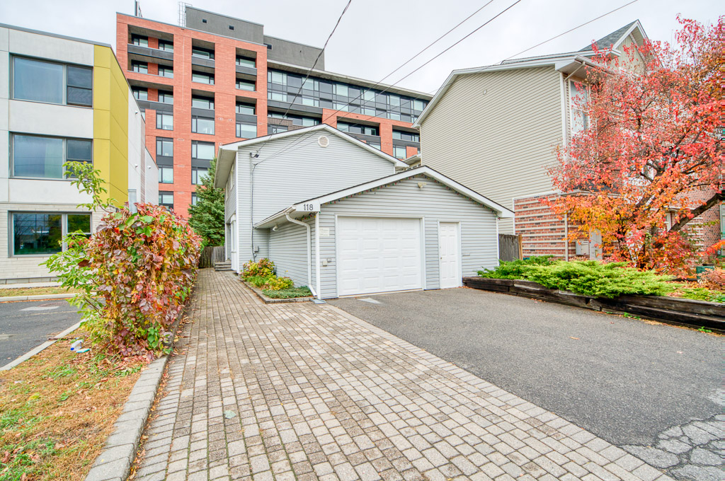 118 Robinson Avenue - For Sale